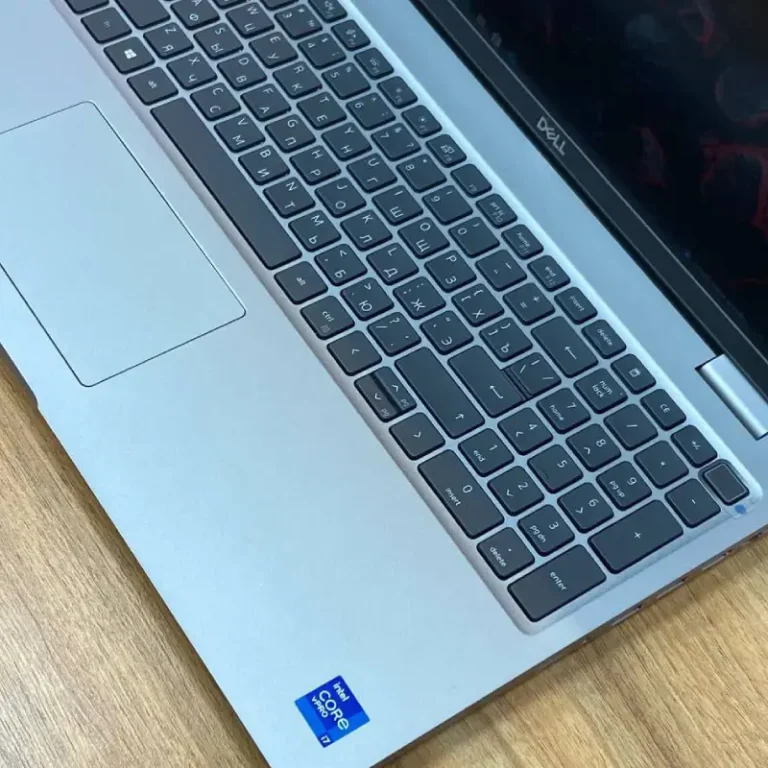 Dell Latitude 5520-2