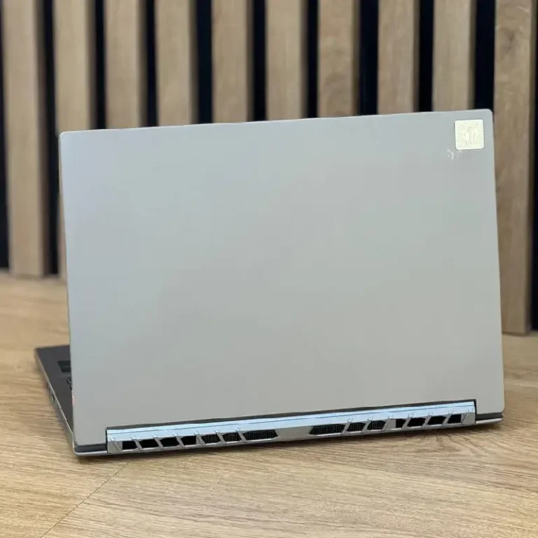 Predator Triton 14 3